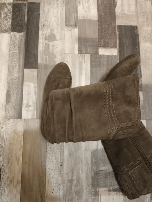 Дамски ботуши от естествен велур