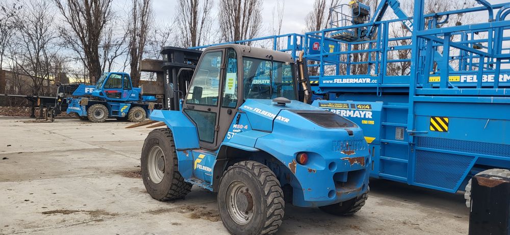 Închiriez Macara  Spider motostivuitor nacela Manitou macara Paianjen