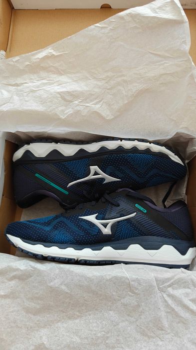 Mizuno Wave Horizon 4, мъжки маратонки, 46, оригинал от Англия