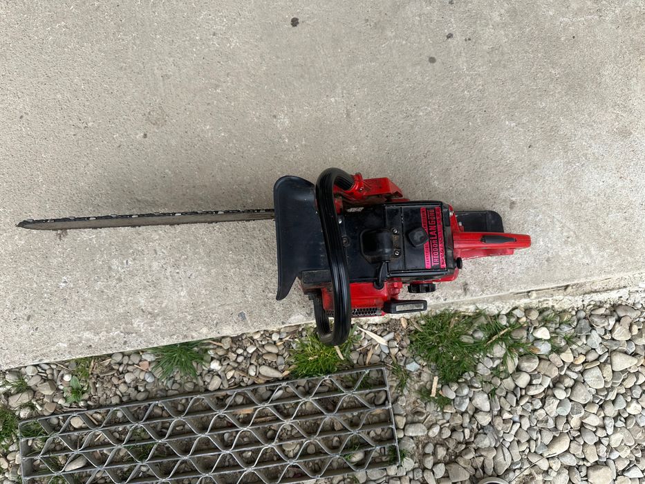 Vând drujbă Jonsereds 55cm3