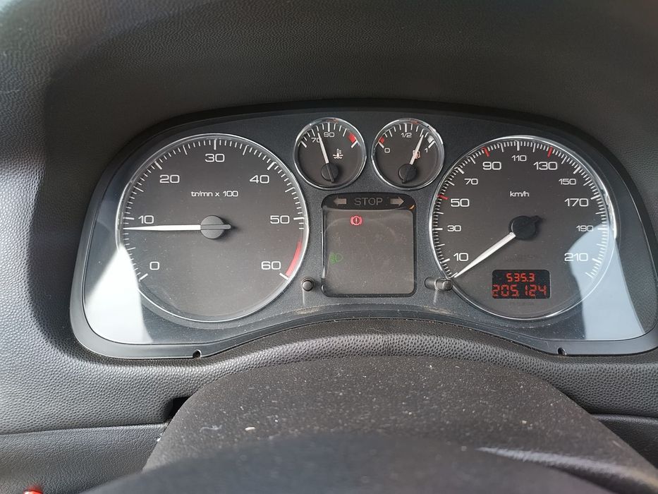 Vând Peugeot 307 1.6 diesel