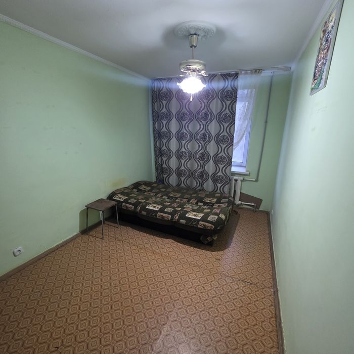 Сдам 3 х комн революция