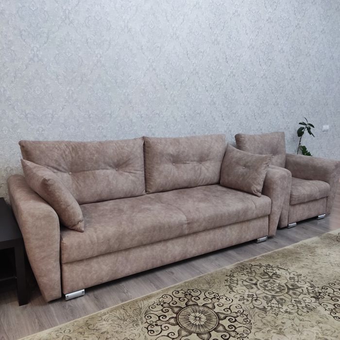 Продаётся два комплекта дивана с креслом