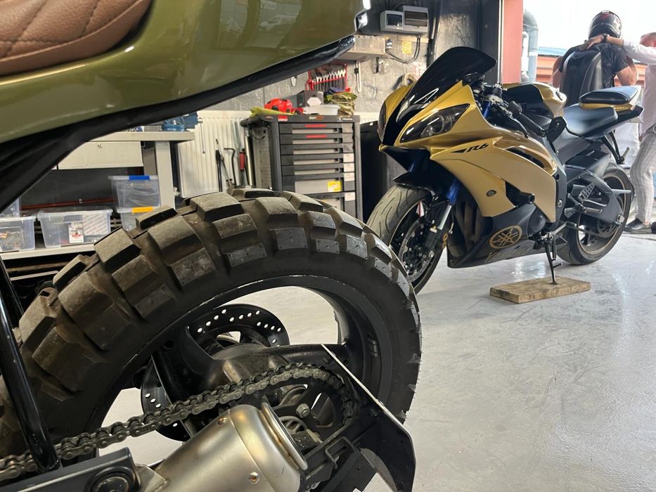 Ducati Monster 600 Cafe Racer