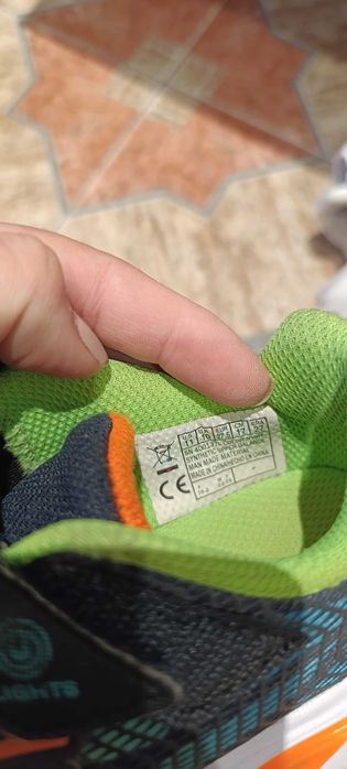 Маратонки Skechers+подарък сандали
