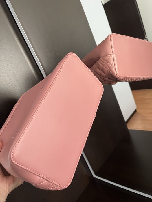 Дамска чанта Love Moschino