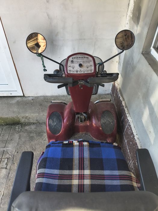 Електрическа четириколка