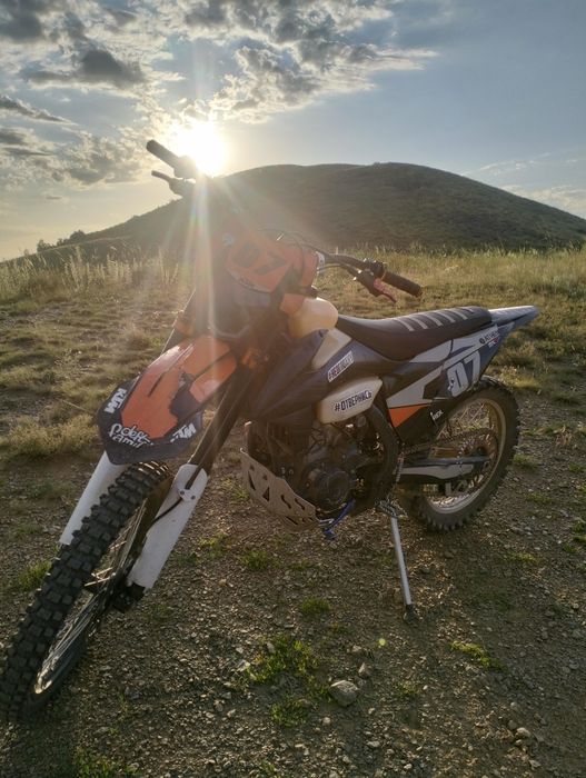 Продам Zuumav k8 эндуро