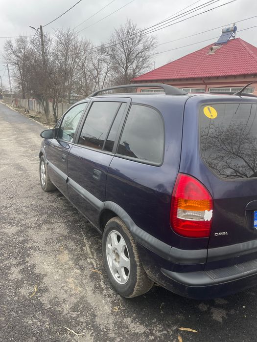 Vând Opel Zamfira 1.8 gpl