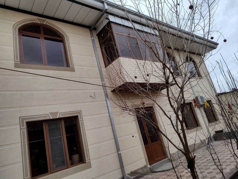 Ховли сотилади 3 сотиклик кириб яшашга тайёр