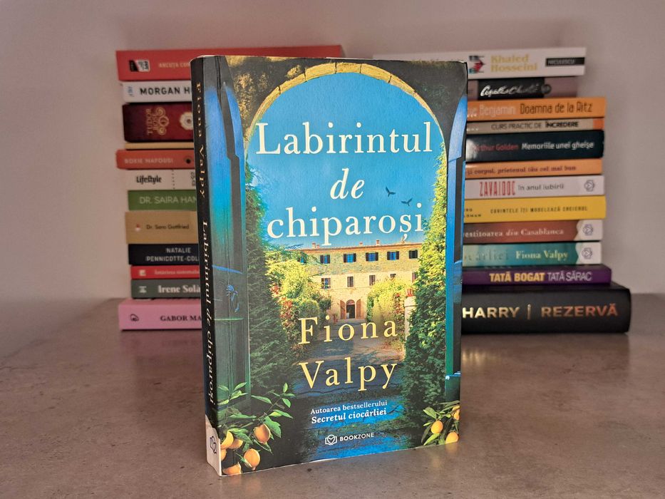 52 Carti in stare foarte buna sau ca noi - reducere pentru loturi