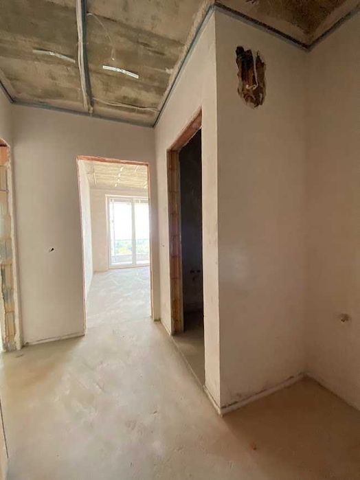 Продава се Двустаен апартамент в Варна, Възраждане 1 - 65 кв.м за 1524 €/кв.м - Снимка #13