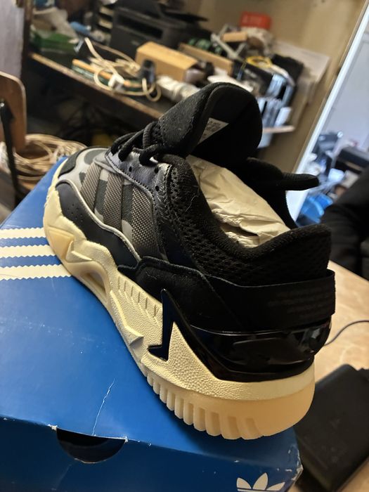 adidas NiteBall II W