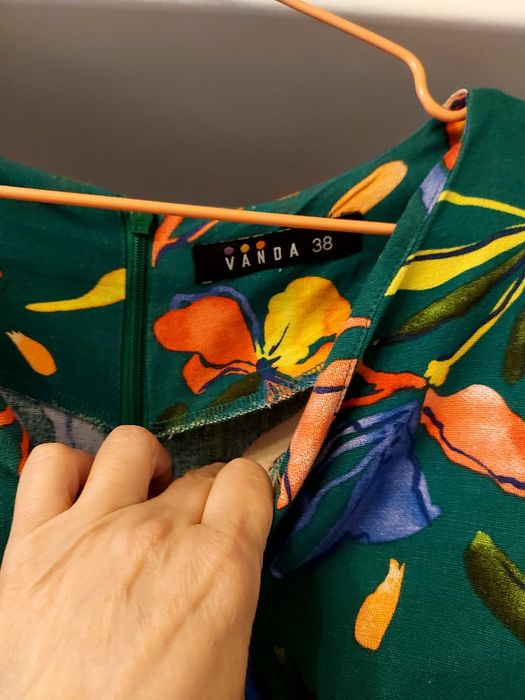 Vand rochii + bluza roz pudra