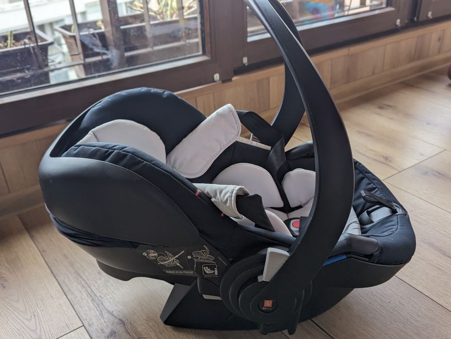 Столче за кола BeSafe izi go