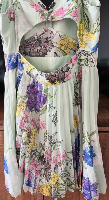 Rochie Asos model Floral