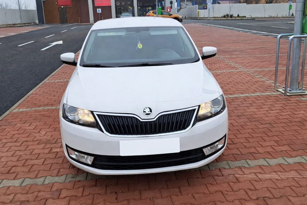 Vând Skoda Rapid spaceback 2015,motor 1.2 tsi ,cod motor cjzd,110 cai