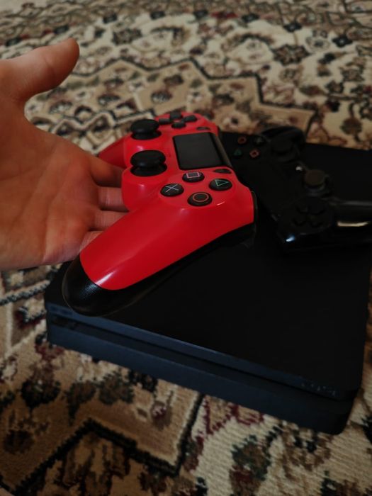 Playstation 4slim
