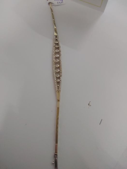 Bratara aur 14k (efn)