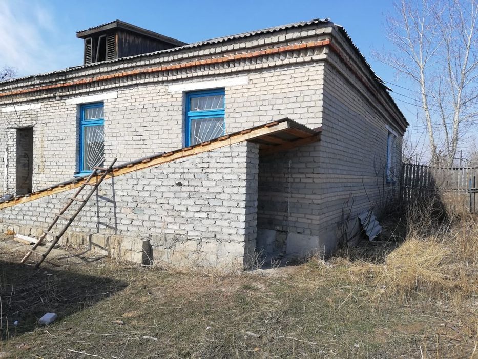 Продается здание в центре села Аулиеколь