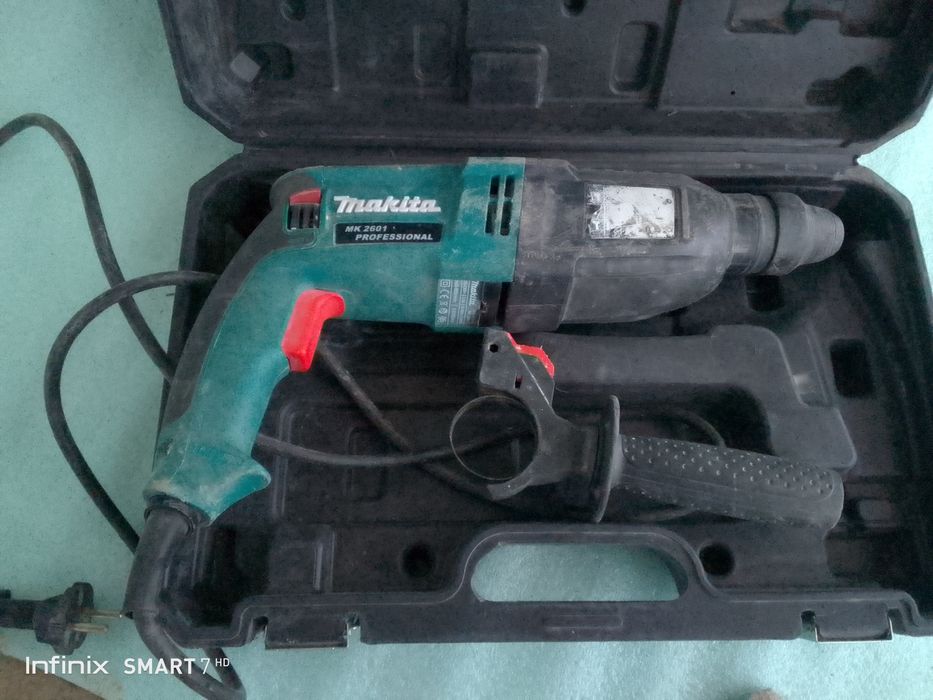 Perfarator makita MK 2601