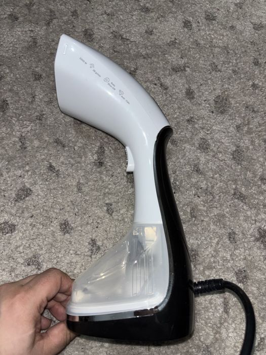 Fier de călcat vertical