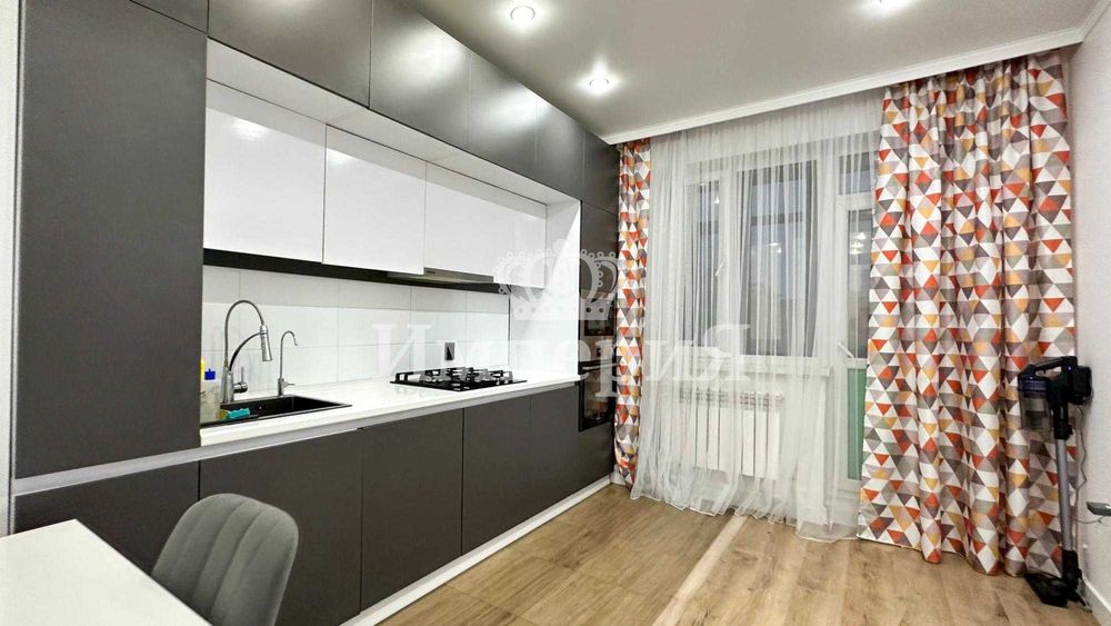 Продается 5ти ком. 8 мкр Султан Империя