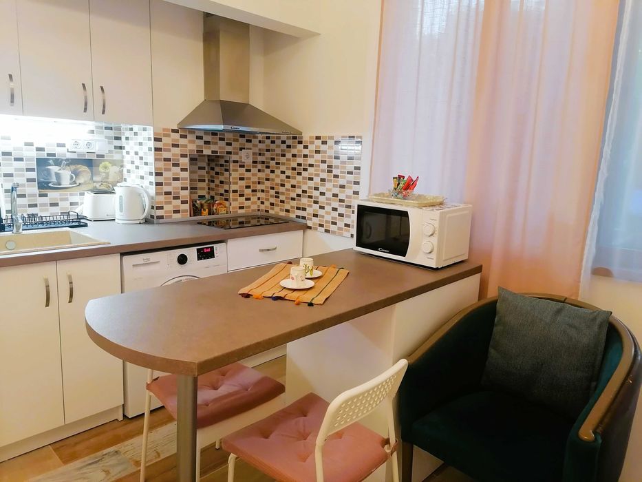 Дава се под наем Едностаен апартамент в Варна, Гръцка махала - 20 кв.м за 650 € - Снимка #1