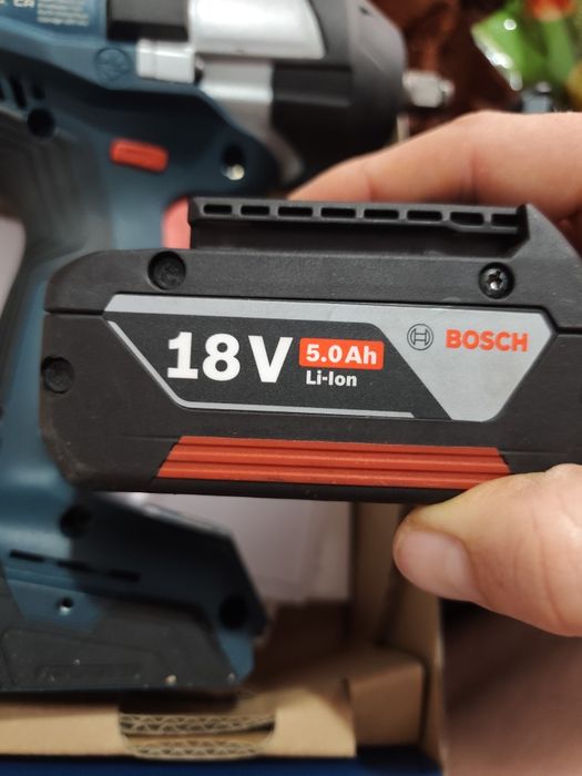 Vand impact l BOSCH GDS 18V-1000 
Trepte 0/350 - 0/650