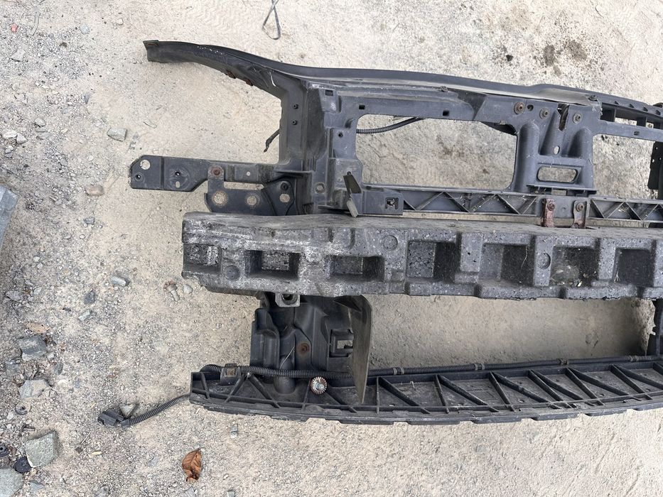 Очиларка (маска ) голф 5 гти / vw golf 5 gti