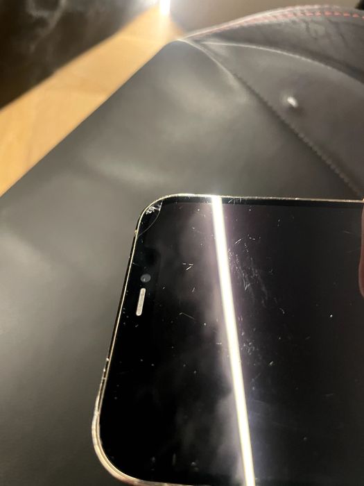 Apple iPhone 12 Pro Max Gold – Funcțional – Display spart