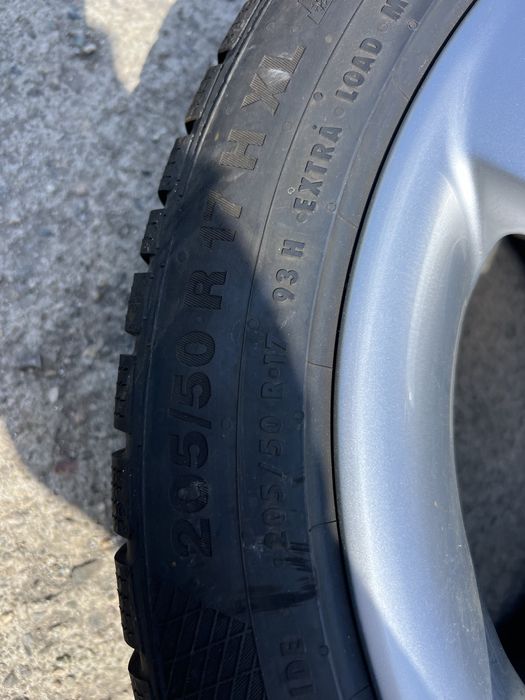 Джанти 17 “ за AUDI със зимни гуми Continental  DOT20. 7 мм грайфер