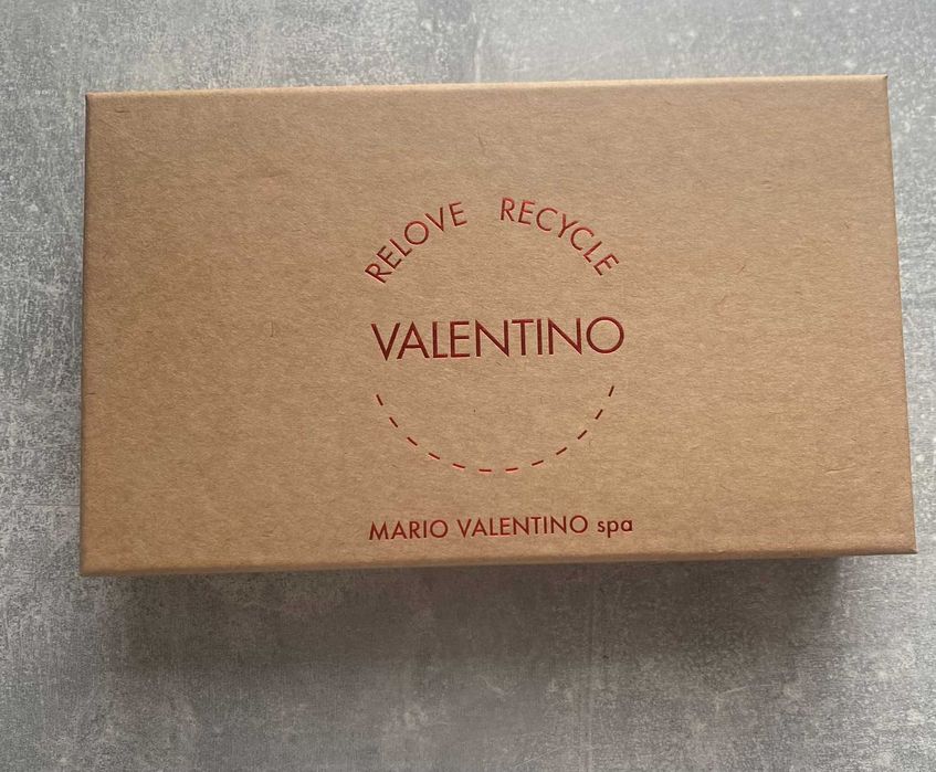 Оригинална чанта Valentino