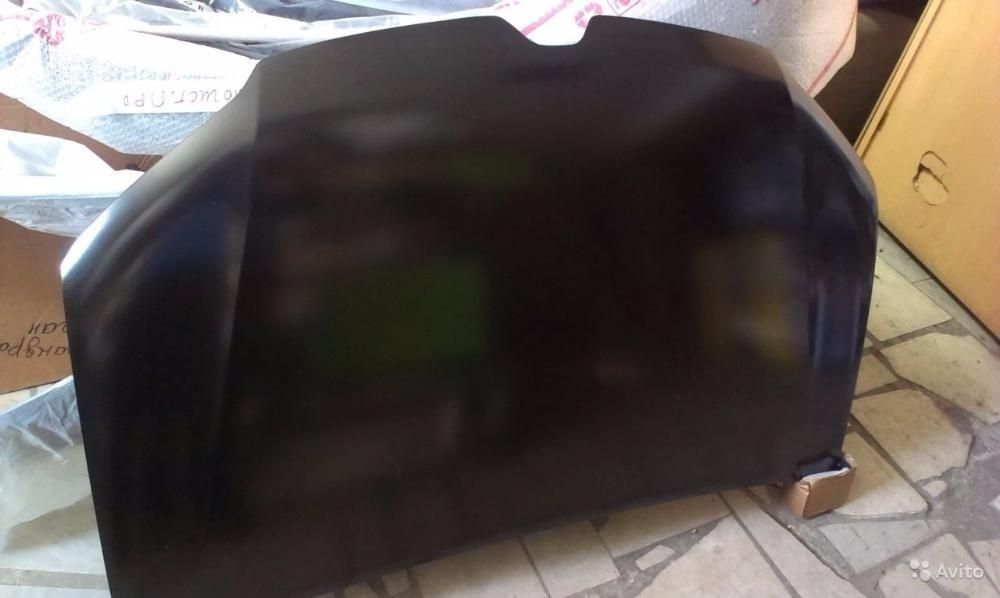 Капот на Renault Logan/Sandero 13-