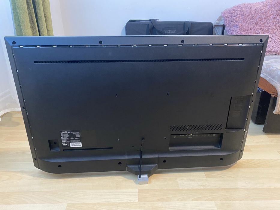 Tv Philips ambilight cu ecran defect