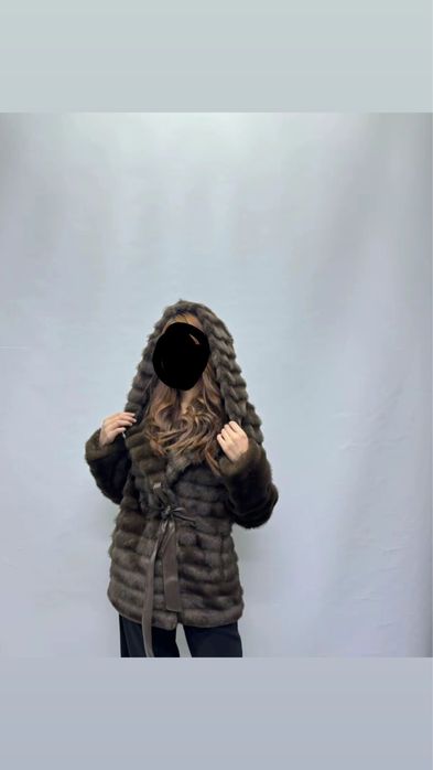 эко шуба с капюшоном,теплая