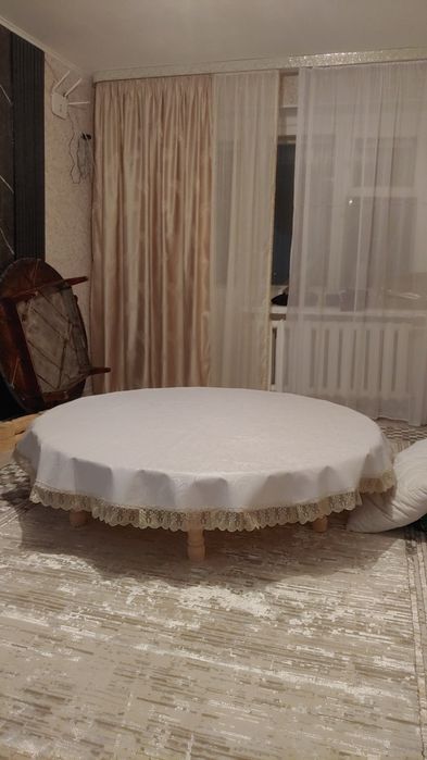 Продам стол Самын  жер стол