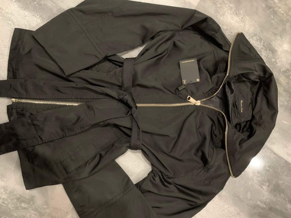 Тренчкот Massimo Dutti S