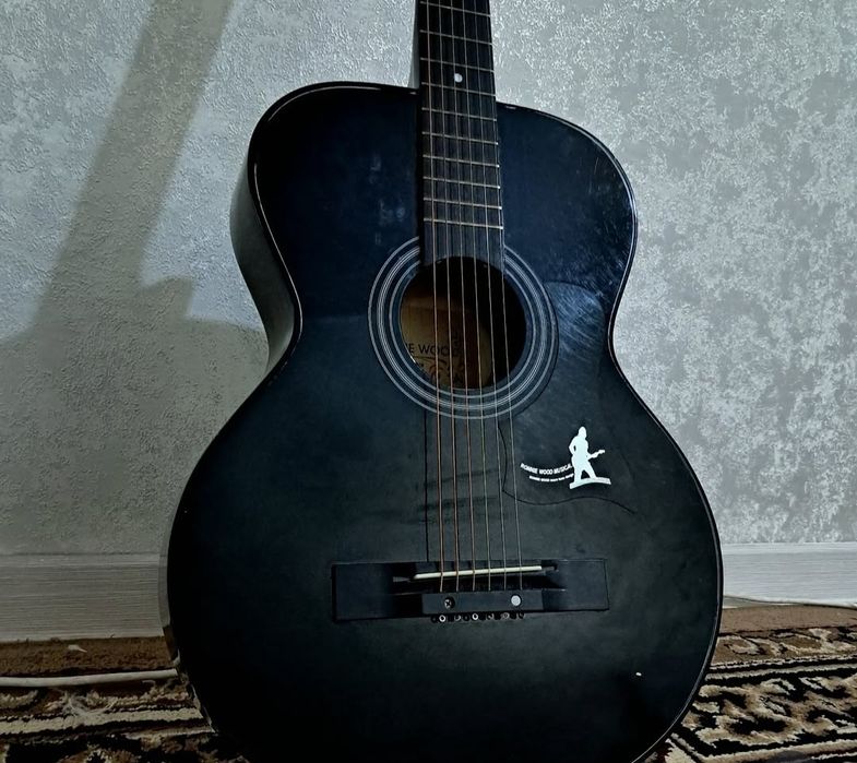 Акустическая гитара торг