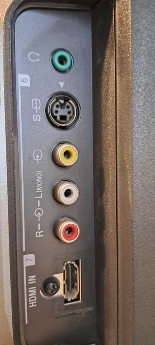 Продавам Перфектен телевизор Sony Bravia KDL32S3010