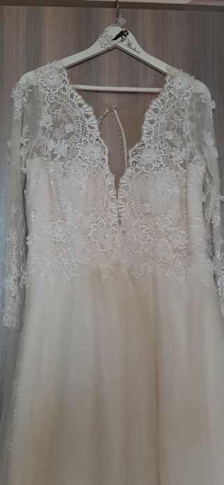 Vând rochie de mireasă
