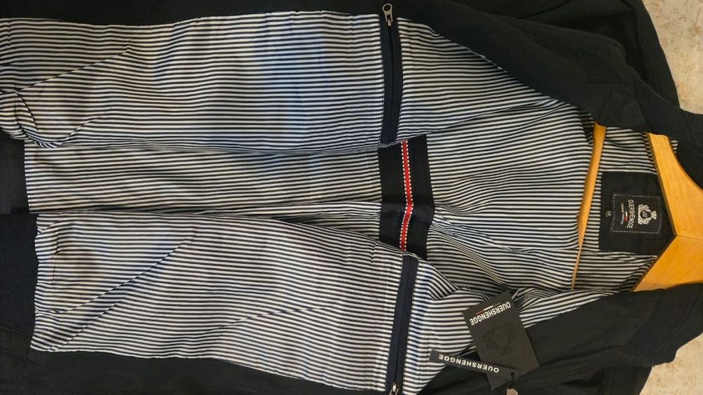 Продам новую ветровку