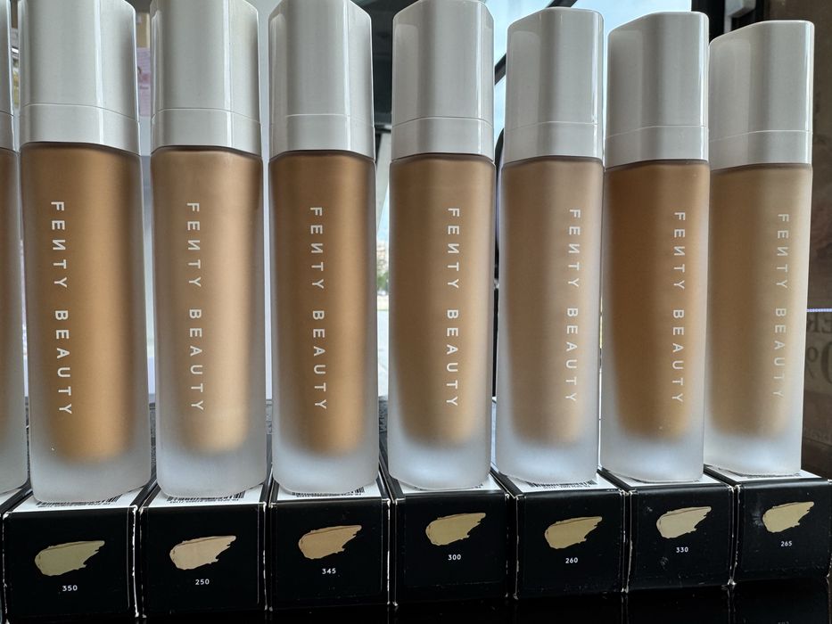 FENTY by Rihanna Fond de ten super lux , 100% originale