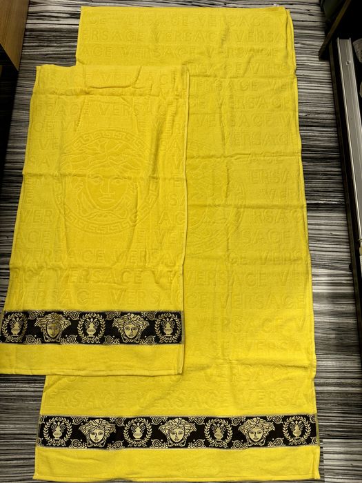 Set 2 prosoape model Versace Baroque Home, mari 140x70 +  mici