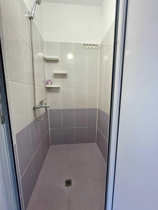 Дава се под наем Едностаен апартамент в Велико Търново, Център - 20 кв.м за 178.5 € - Снимка #8