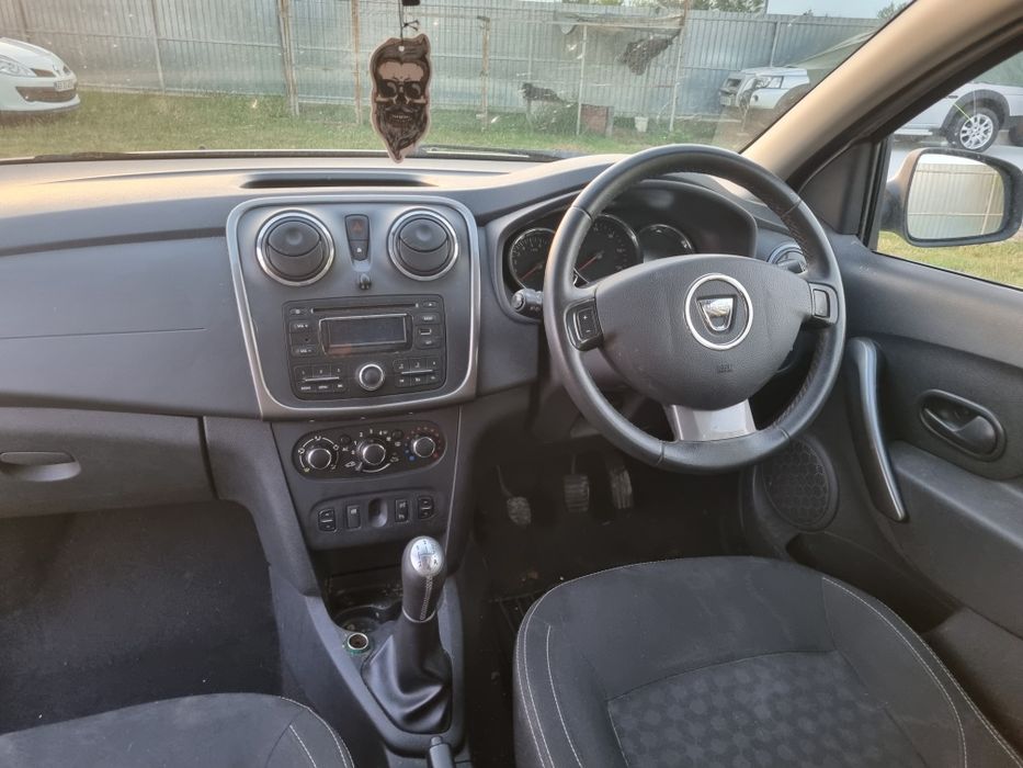 Dacia Mcv 2015 Laureate