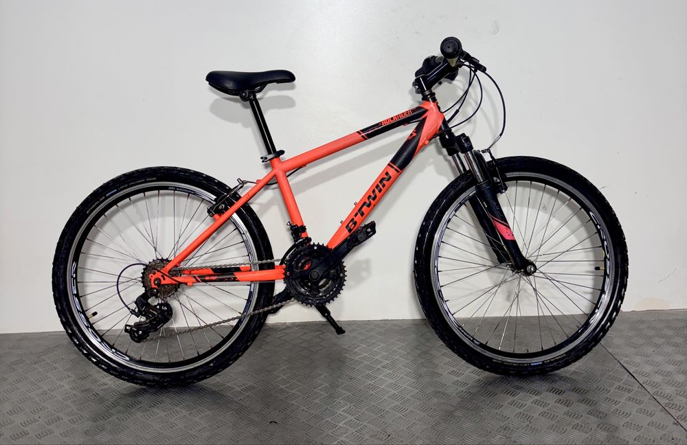 Велосипед Btwin 24 цола/ колело