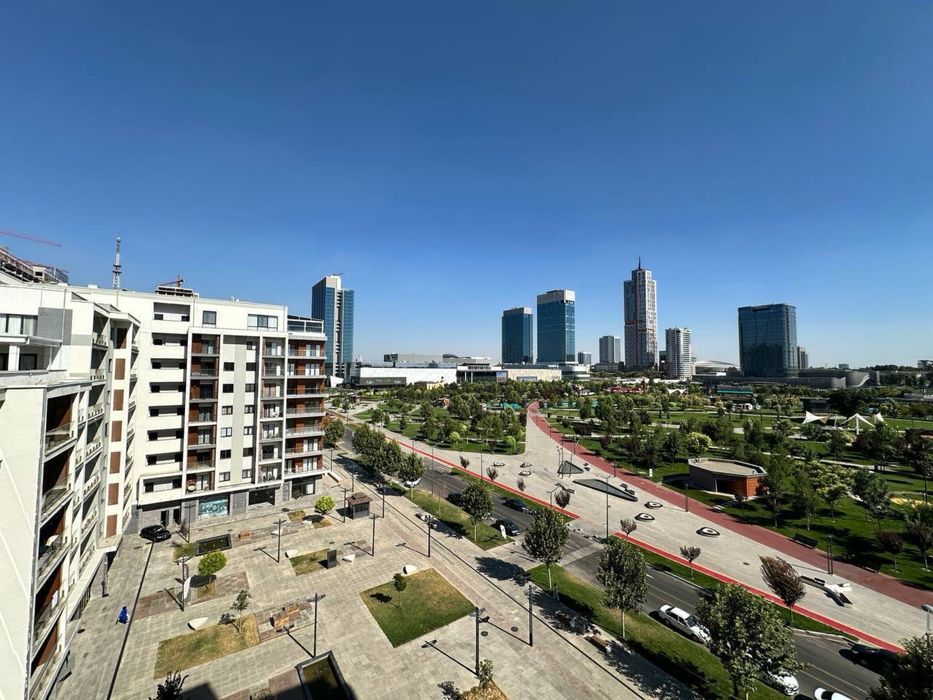 Жк Gardens! Стильная 2х комнатная квартира! Новый авторский ремонт!