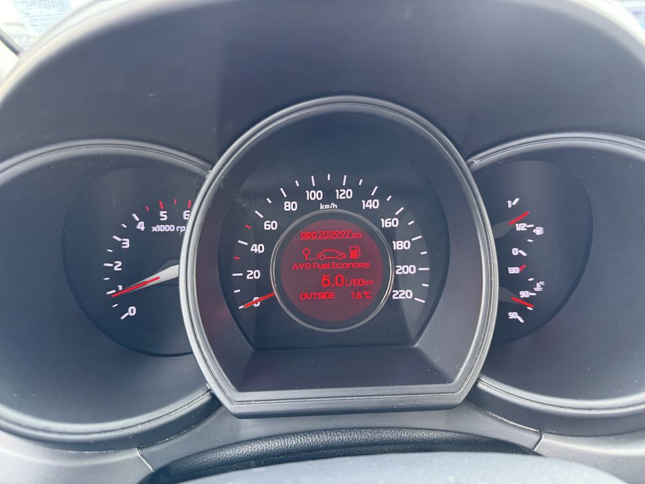 Kia Rio 1.4 D full led, keyless