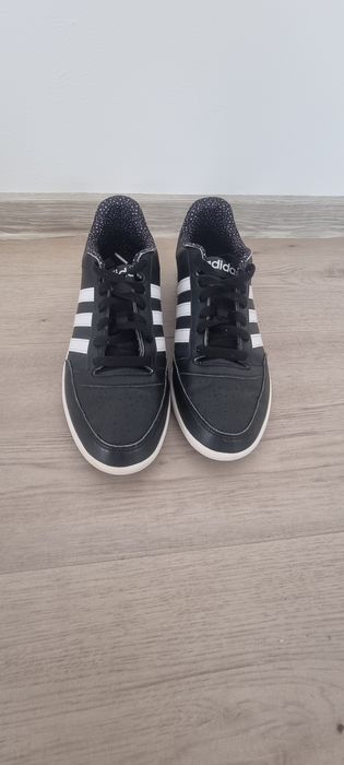 Pantofi sport Adidas